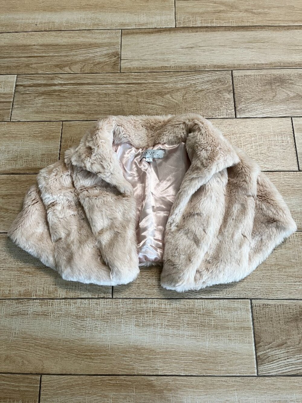 Womens Tahari Pink Blush Fur Shrug - S